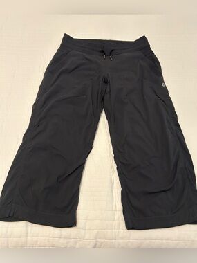 Lululemon Charcoal Gray Dance Studio Crop Pants Women’s Size 4